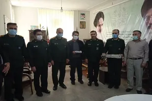رونمائی از کارت ایثار رزمندگان در شهرستان کازرون
