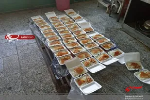 طبخ و توزیع 8700 پرس غذای گرم در سرخه