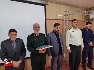 دشمنان نظام اسلامی به فروپاشی نزدیک شده اند