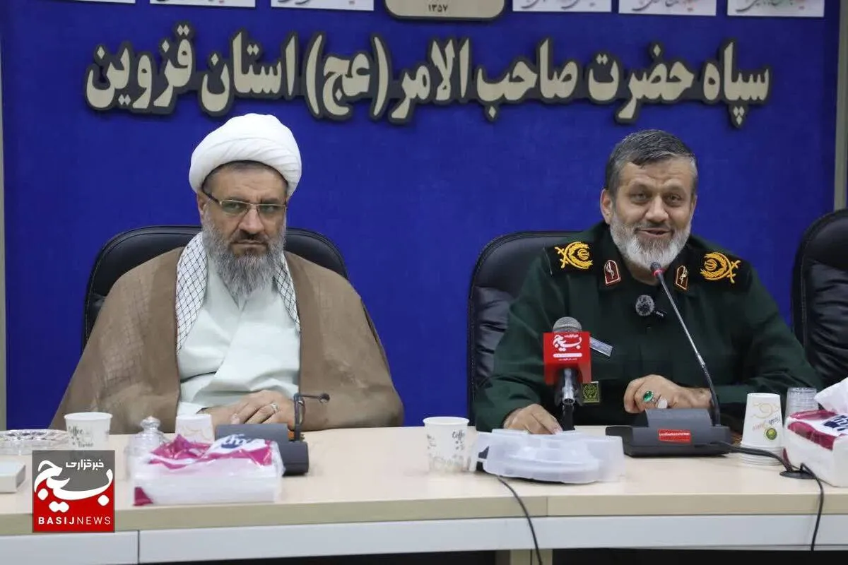 ملت ایران با اراده الهی معادلات بین المللی قدرت ها را تغییر دادند