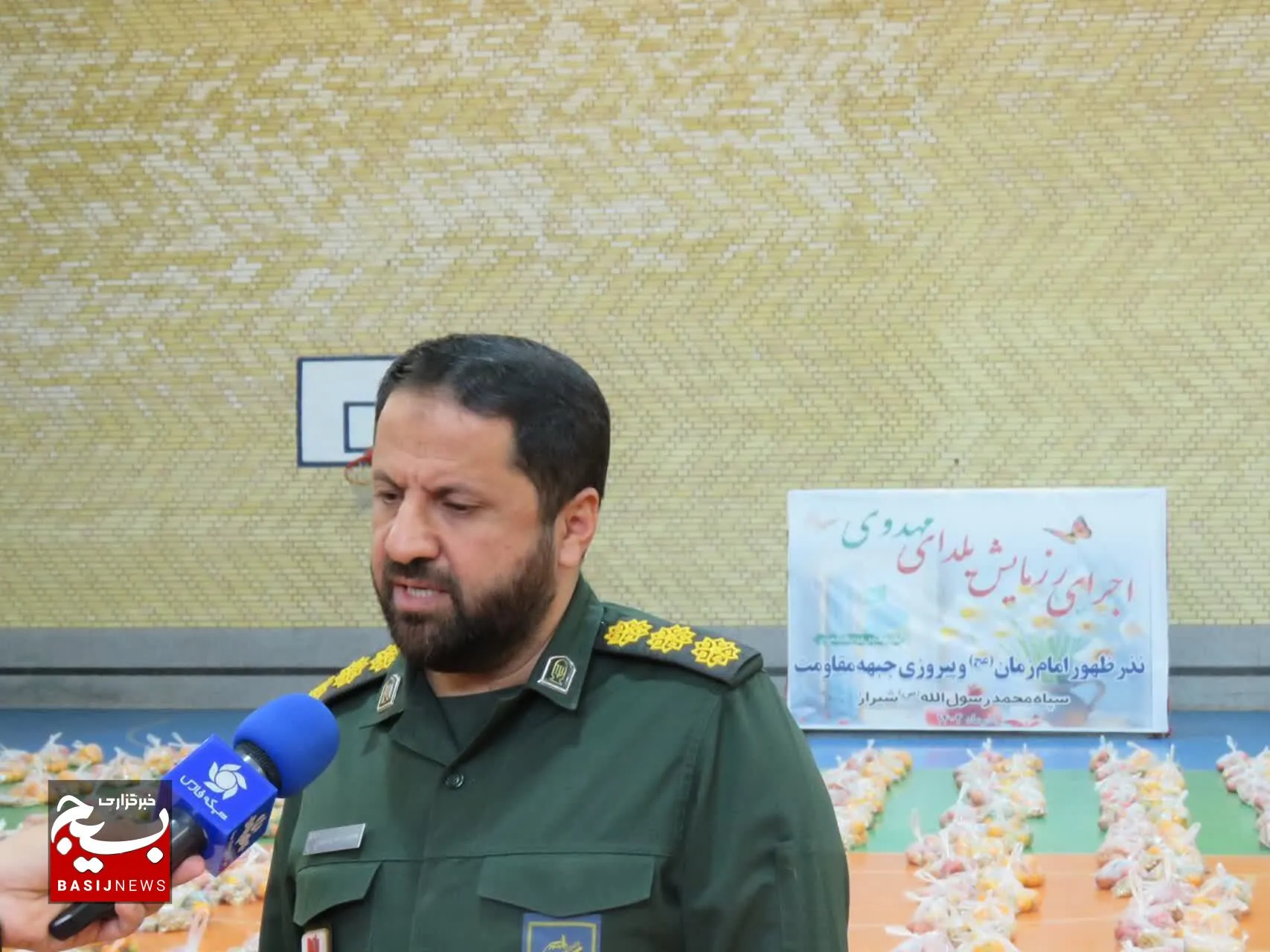 توزیع ۱۲۰۰ بسته یلدایی  در شمال غرب شیراز