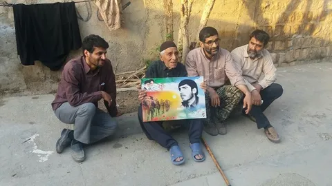 امداد فرهنگی در مناطق سیل زده توسط سپاه ناحیه شازند