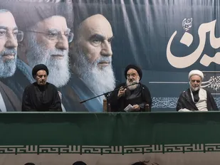 ملت ایران پای انقلاب ایستاده و اجازه خدشه به وحدت ملی را نمی&zwnj;دهد/حمایت از جبهه مقاومت ادامه خواهد داشت