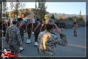 تشییع شهید گمنام دوران دفاع مقدس در منطقه پدافند هوایی شرق