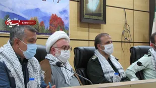 حماسه&zwnj;های دفاع مقدس بازخوانی شود/ مشاهیر ایثار و شهادت تجلیل شوند