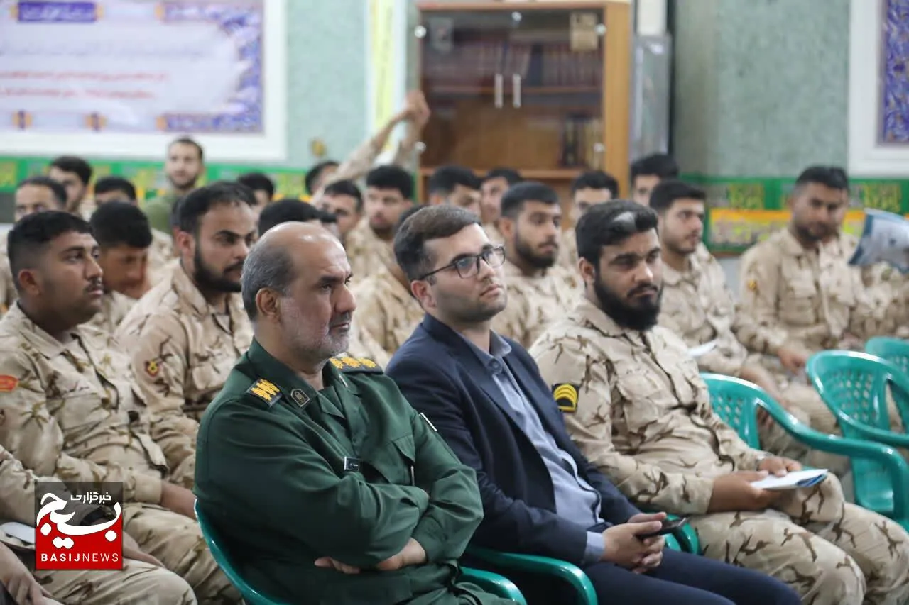 برپایی مراسمی فرهنگی و معنوی برای تکریم از مقام سربازان