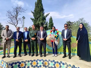 استقبال از غزل فتحی، بانوی مدال‌آور کاراته جهان در لرستان / تجلیل از سفیر عفاف و حجاب کاروان ملی