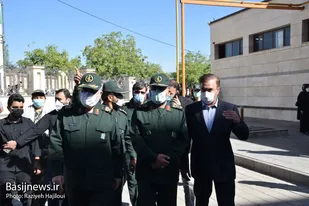 بازدید میدانی سردار سلیمانی از مرکز واکسیناسیون در تالار قرآن همدان