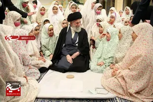 پدر امّت تکلیفِ دخترانِ عزیز را مشخص کرد، سعی کنید جزو زن های بزرگ بشوید در آینده