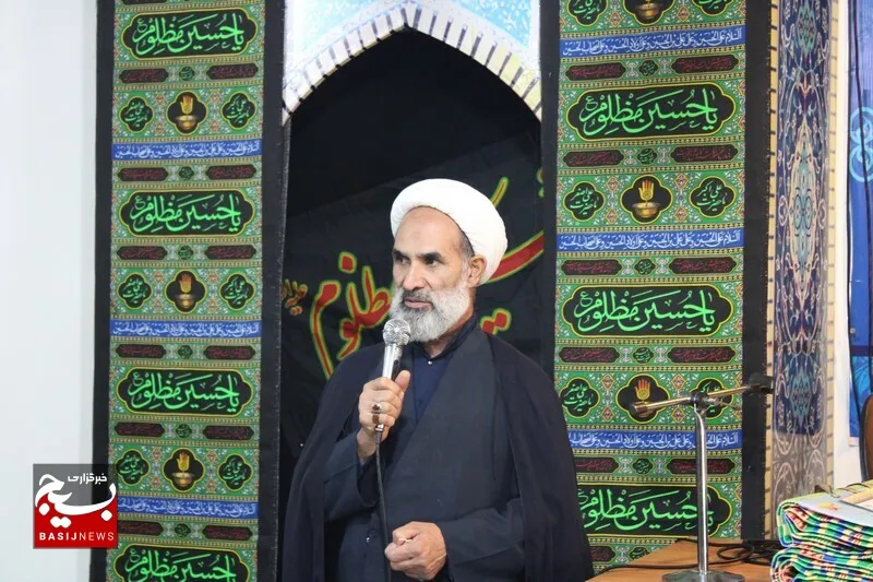 خبرنگاران، افسران جهاد تبیین اند/ اصحاب رسانه، رزمندگان خط مقدم جبهۀ امیدآفرین هستند