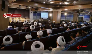 نشست علمی &laquo;گامی به سوی تحقق&raquo; با حضور فضلای حوزه در قم برگزار شد