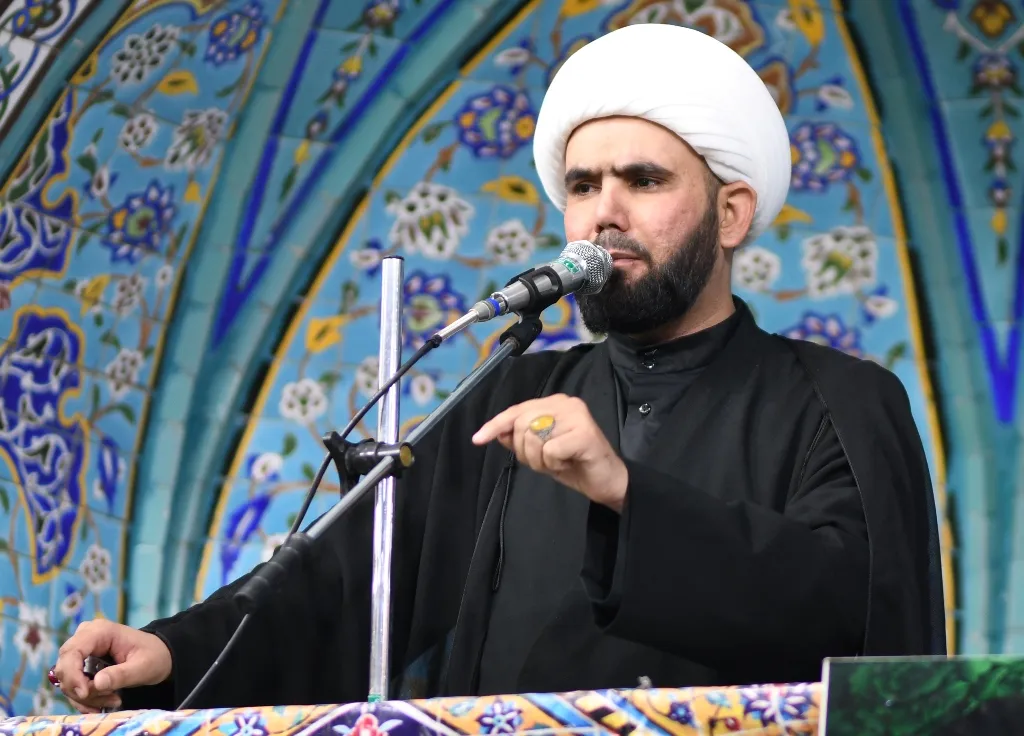 مسئولان باید در مقابل مردم پاسخگو باشند/ مردم باید از کارهای انجام شده و نتایج آن آگاه شوند