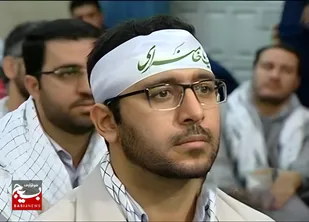 یادگاری&zwnj;های شهید طاووسی در حسینیه امام خمینی(ره)؛ از کتیبه&zwnj;ها تا حساسیت به بیت&zwnj;المال