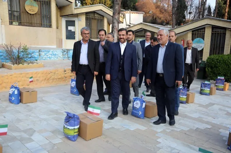 ۱۵ هزار بسته معیشتی بین نیازمندان فارس توزیع شد