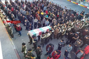 مراسم وداع دانش&zwnj;آموزان همدانی با شهید &laquo;حسین سپهر&raquo;
