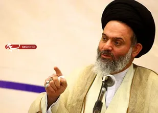 حوزویان متناسب با تغییر شگردهای دشمن برنامه ریزی کنند/ کار اصلی حوزه های علمیه فرهنگی است