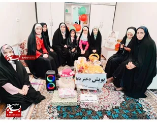 غبار روبی و عطر افشانی گلزار شهدا در بهبهان