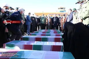 استقبال از 8شهید گمنام در فرودگاه شهرکرد