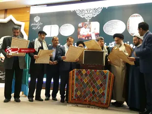 جبهه مقابل سردار سلیمانی جبهه باطل است/ حاج قاسم با شهادتش تمام نشده است / یک کتاب  و یک اثر هنری رونمایی شدند