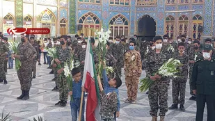 غبار روبی و عطر افشانی گلزارهای شهدای شهرستان آران و بیدگل
