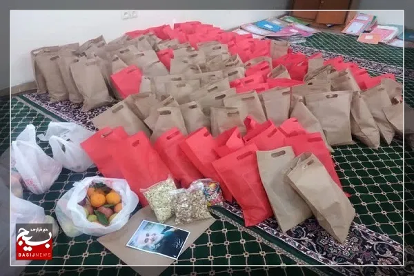 توزیع بیش از ۱۲٠٠ بسته معیشتی شب یلدا در بین نیازمندان لامرد