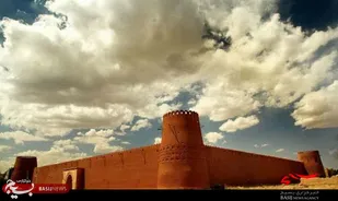 ارگ گوگد گلپايگان دومین بنای خشتی و گلی ایران+ تصاوير