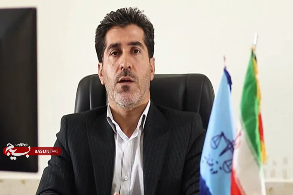 دستگیری عامل ارسال اطلاعات حساس و تصاویر امنیتی به شبکههای مجازی معاند در رزن دستگیری عامل ارسال اطلاعات حساس و تصاویر امنیتی به شبکههای مجازی معاند در رزن