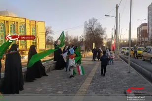برپایی کاروان شادی سیار در همدان