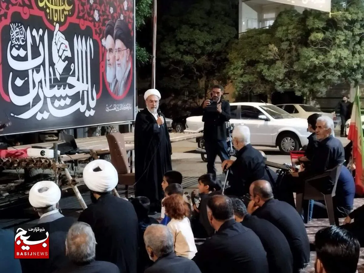 مکتب رهبر شهید، ادامه قیام عاشورا است