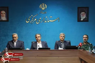 رونمایی از نشان&zwnj;واره و اعطای احکام رؤسا و دبیران دومین کنگره ملی امام خمینی(ره) و ۶۲۰۰ شهید استان مرکزی
