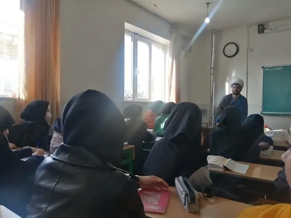 برنامه روشنگری و جهاد تبیین  مدارس در شهرستان نجف آباد