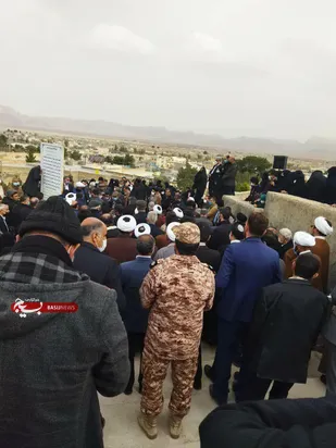 مراسم تشییع وخاکسپاری حجت الاسلام ملکیان اولین امام جمعه شهرضا بعداز انقلاب انجام شد