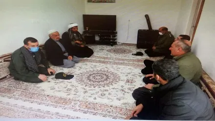 دیدار مسول نمایندگی، ولی فقیه در دیداندره با خانواده شهید