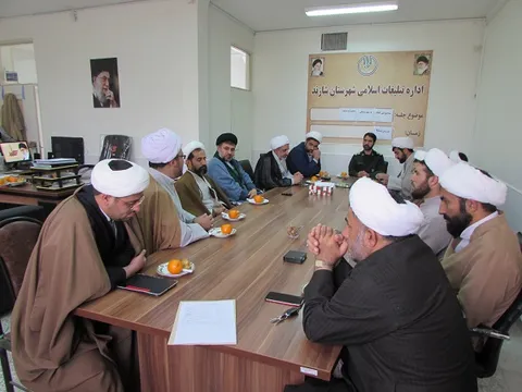 امداد رسانی به مناطق سیل زده وظیفه همگانی است