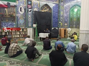 برگزاری نشست&zwnj; بصیرتی و جهاد تبیین توسط رزمندگان گردان ۱۰۵ امام حسین(علیه السلام)