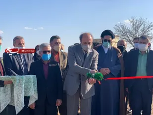 دو نیروگاه خورشیدی در امامزادگان ٱبیک و البرز افتتاح شد