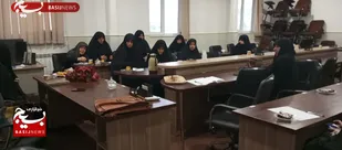 دومین جلسه توانمندسازی ارکان صالحین حوزه مقاومت بسیج شهیده واعظی برگزار شد