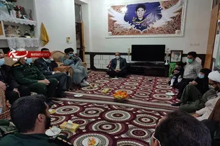 انقلاب اسلامی با اجرای قوانین اسلام در جامعه، آثار و برکات بسیاری را به ارمغان آورده است