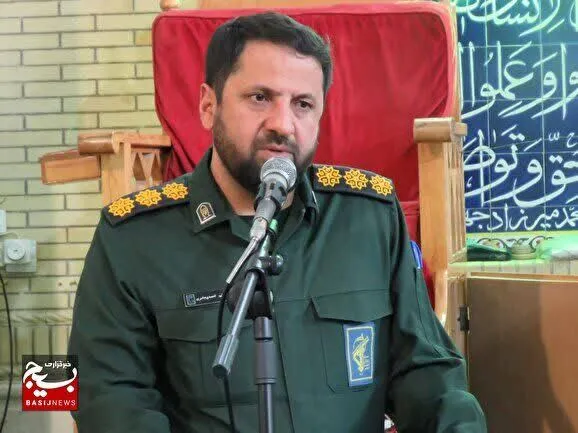 جهادگران بسیجی بازکننده گرهی از مشکلات مردم اند
