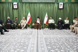 نیروی انتظامی، پلیس کشور امام زمان(عج) و حافظ امنیت آن است