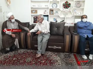 دیدار نمایندگی ولی فقیه در ناحیه مقاومت بسیج فلاورجان از خانواده های شهدای طلبه