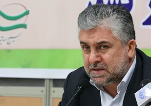 بکارگیری دشمن از چهره&lrm;های جدید در فتنه/ ورود مدیر غربی به کشور توهین به انقلاب اسلامی است