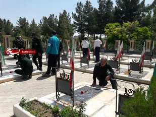 غبارروبی گلزار شهدا شهر بسطام به مناسبت فتح خرمشهر+ تصاویر