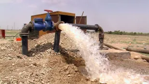 شبکه توزیع آب روستای احیا شده "بهین بهروزان" مهران اجرایی شد