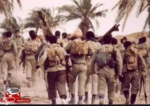 شعر/ساقیِ جبهه رو دیدم که سبو در دستش