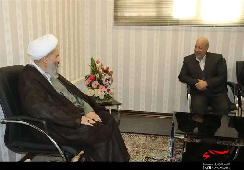 مدیران در نظام توحیدی باید با اخلاص گام بردارند
