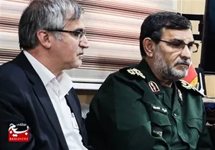 نشست معاون وزیر نفت با فرمانده نیروی دریایی سپاه در منطقه پارس جنوبی