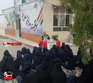 برگزاری نشست جهاد تبیین در دبیرستان دخترانه روستای محمدآباد میامی