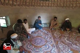 دیدار صمیمی فرمانده حوزه شهید ستوده با خانواده شهید ریگی در بخش گوهر