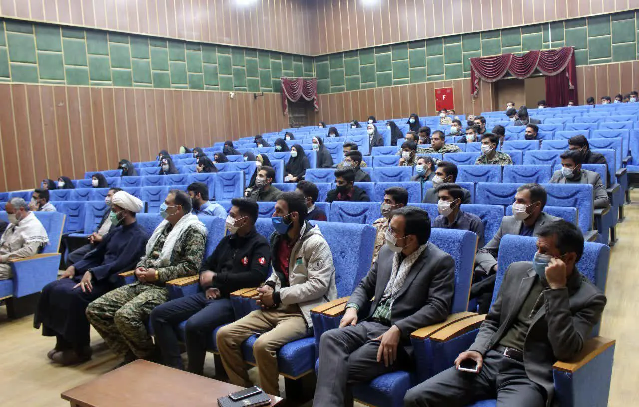 نشست مسئولین علمی ، پژوهشی در روز بسیج علمی ، پژوهشی شهرستان زرند برگزار شد